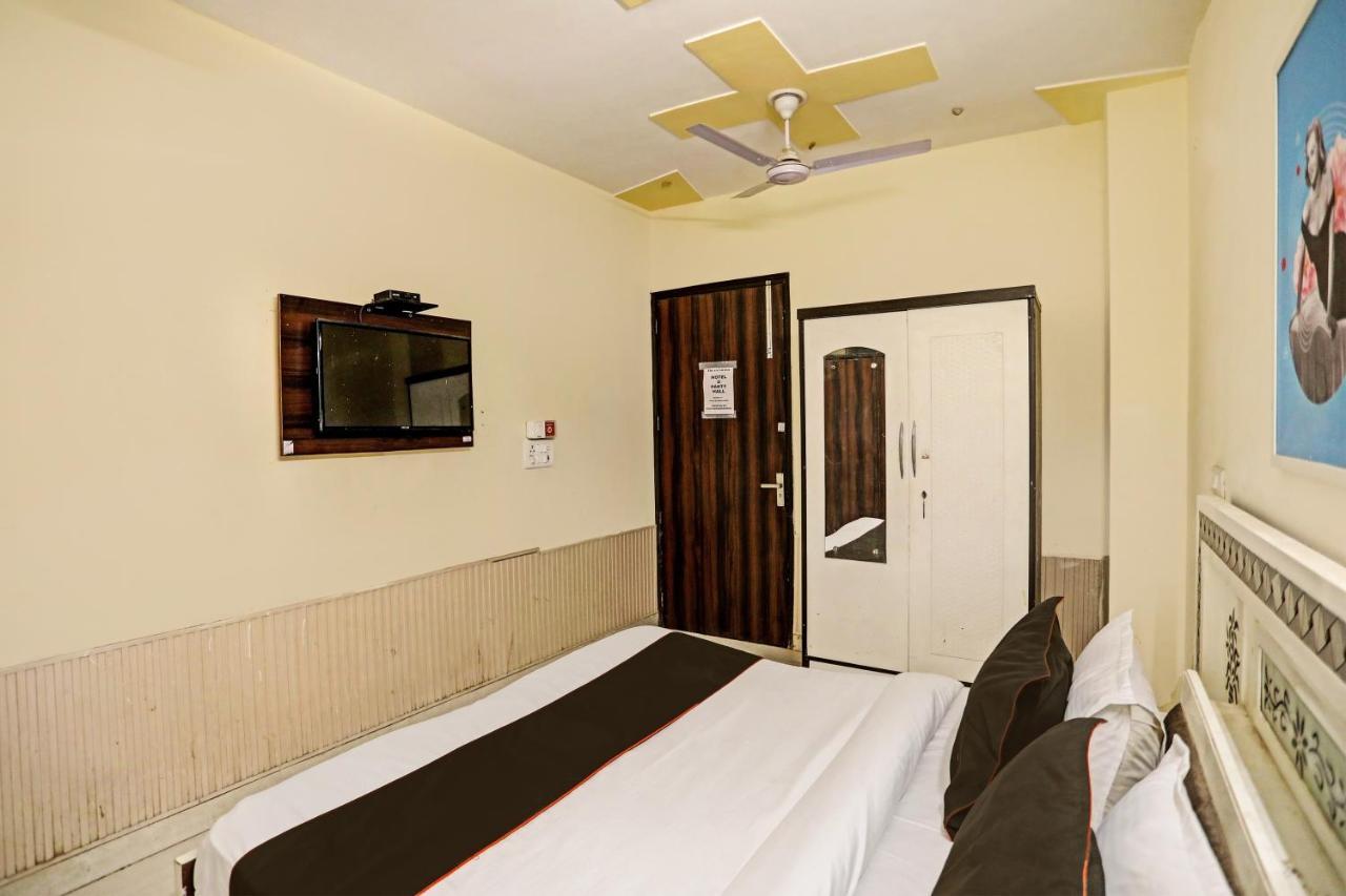 O The Crown 3* Delhi (National Capital Territory of India)